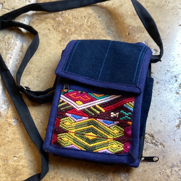 Handbags - Embroidery purse wallet new with adjustable strap